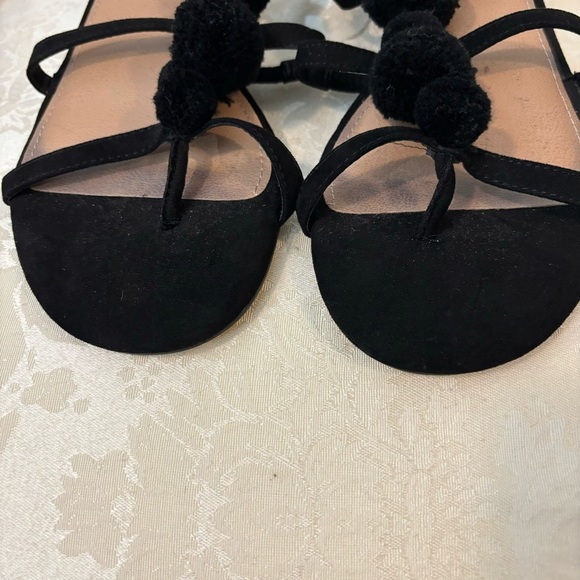 NWT Torrid Black Gladiator Sandals w/Pom Poms, Size 8.5 Wide - Picture 8 of 12